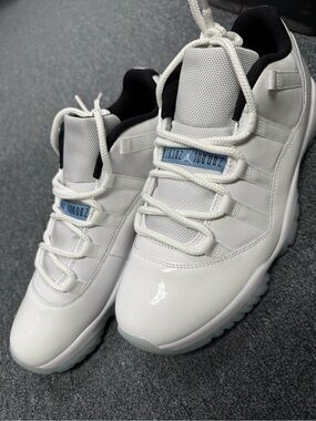 Jordan Men's White and Black Athletic Shoes with Ice Blue Accents